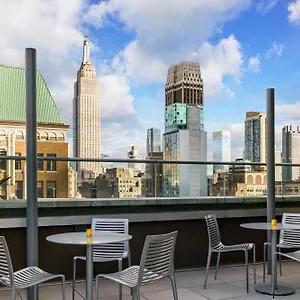 Doubletree By Hilton Times Square South Szálloda