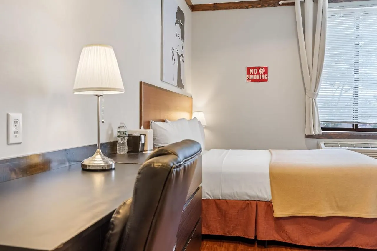 Lic Hotel New York