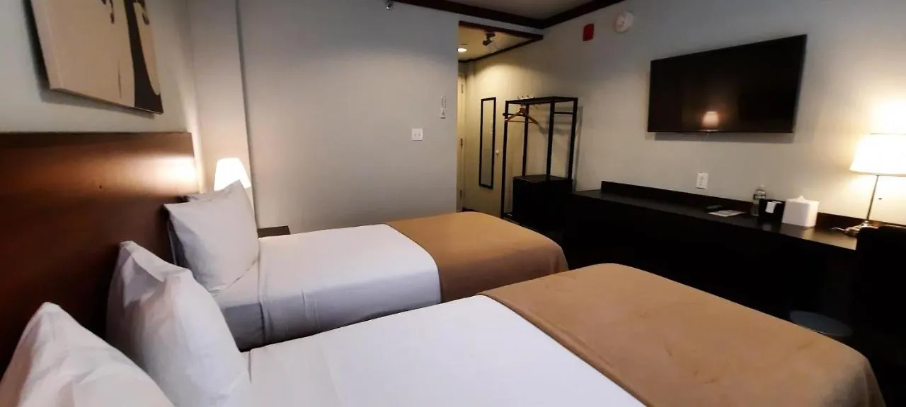 Lic Hotel New York