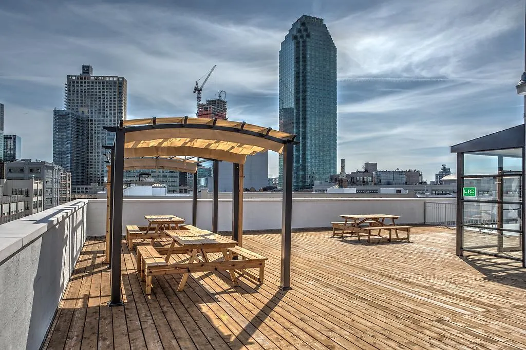 Lic Hotel location